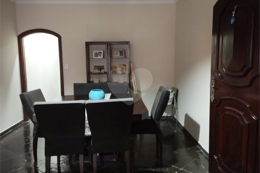 Sobrado à venda com 3 quartos, sendo 1 suíte, em Parada Inglesa, São Paulo, SP