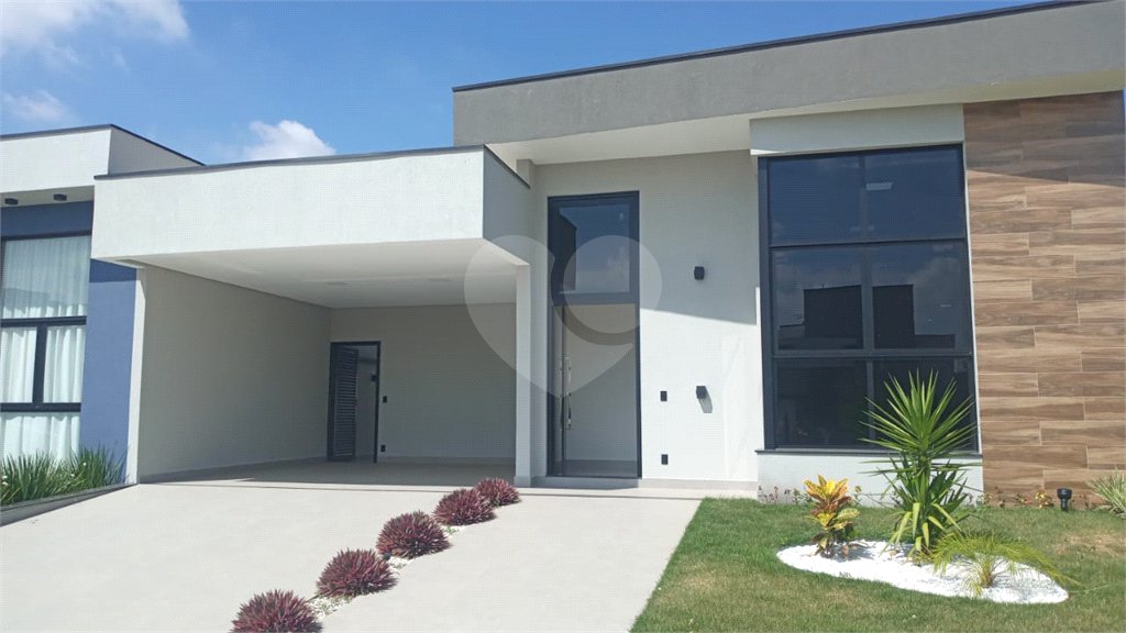Casa à venda com 3 suítes no condomínio Jardim Residencial Dona Lucilla, Indaiatuba - SP