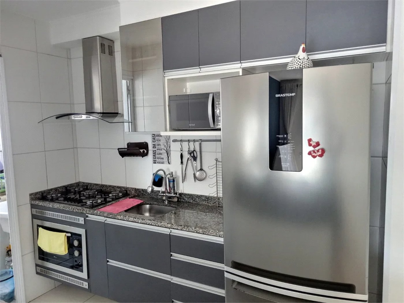 Apartamento à venda com 3 quartos, sendo 1 suíte, em Vila Praia, São Paulo, SP