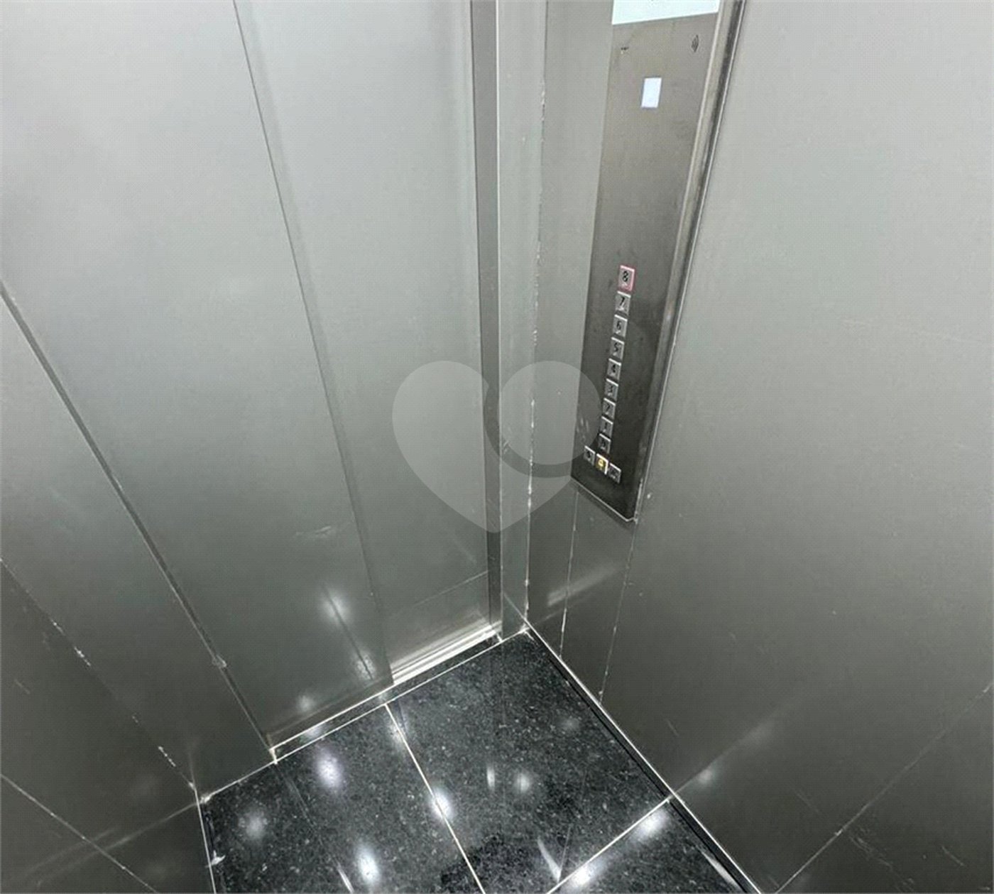 Apartamento à venda com 2 quartos em Vila Regina, Itapetininga, SP