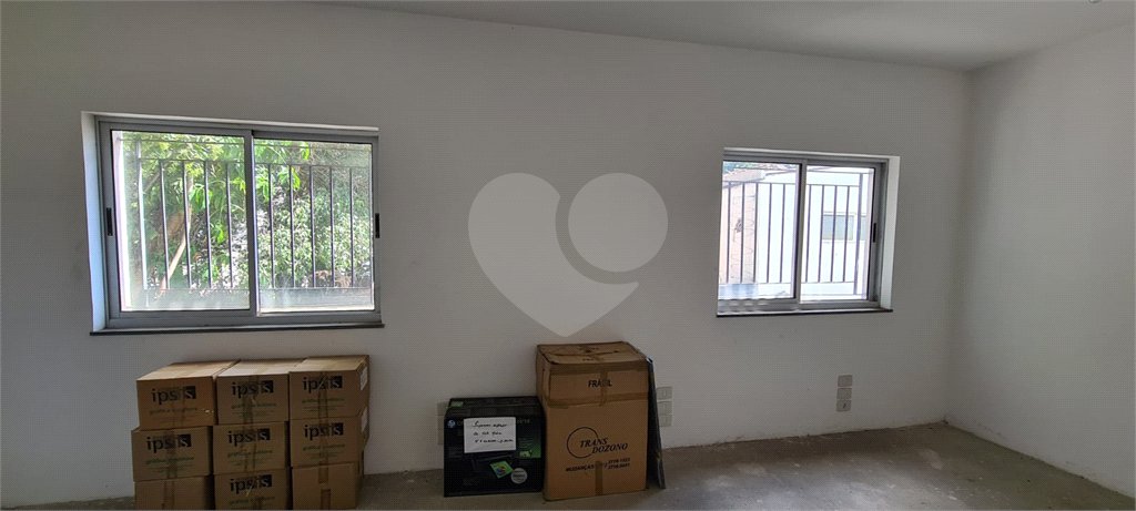 Sobrado à venda com 8 quartos em Vila Tramontano, São Paulo, SP