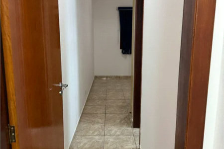 Sobrado à venda ou para alugar com 3 suítes em Vila Sônia, São Paulo, SP