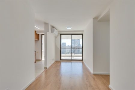 Apartamento à venda com 3 quartos, sendo 1 suíte, em Chácara Santo Antônio, São Paulo, SP