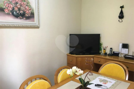 Casa à venda com 4 quartos, sendo 2 suítes,  em Vila Suzana, São Paulo, SP