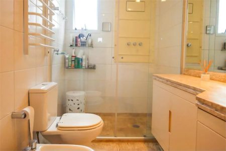 Apartamento à venda com 3 suítes em Real Parque, São Paulo, SP