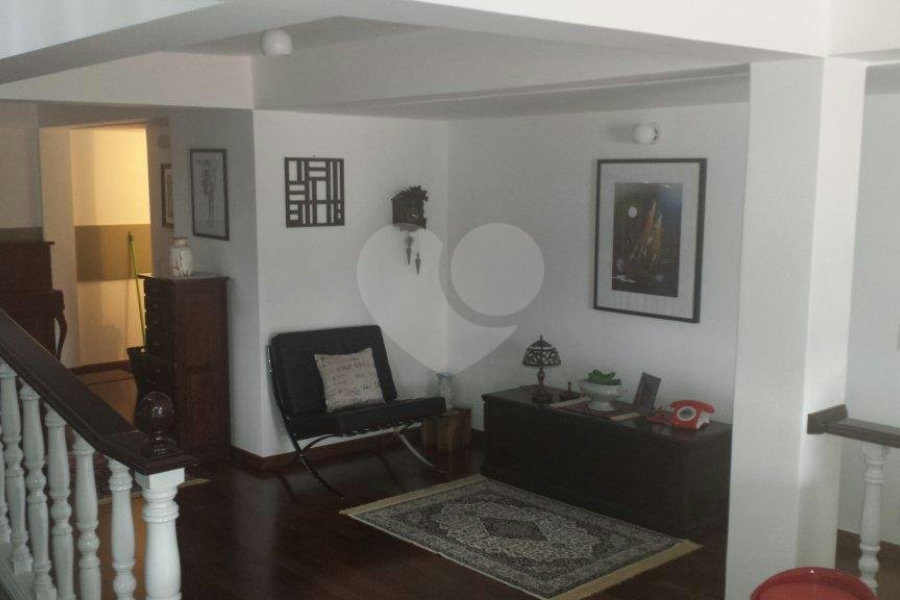 Casa à venda com 3 suítes em Jardim Franca, São Paulo, SP
