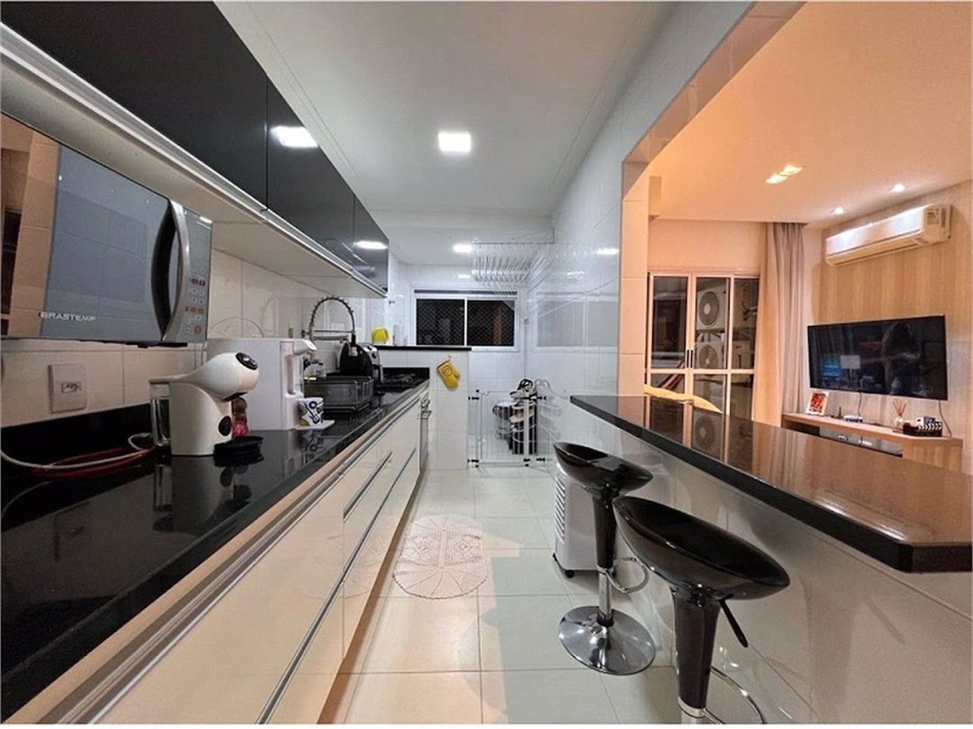 Apartamento Residencial à venda, Ponta da Praia, Santos - AP0661.