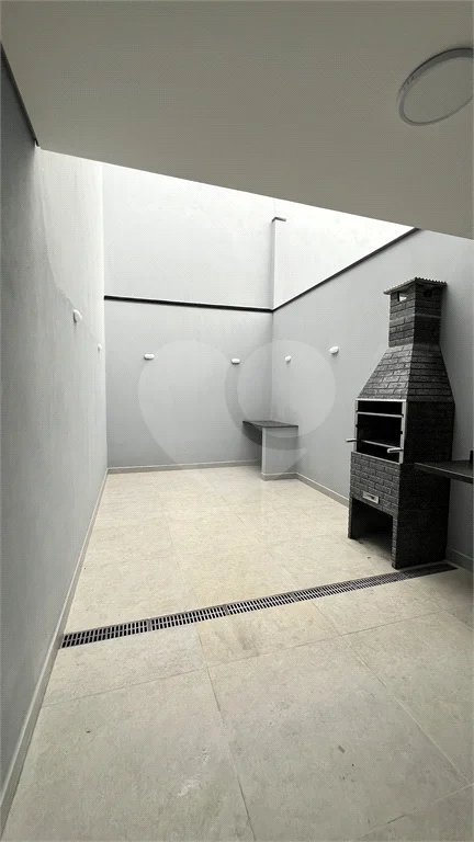 Sobrado à venda com 3 quartos, sendo 1 suíte,  em Vila Nova Cachoeirinha, São Paulo, SP