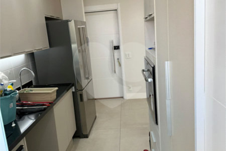 Apartamento à venda ou para alugar com 2 suítes em Vila Olímpia, São Paulo, SP