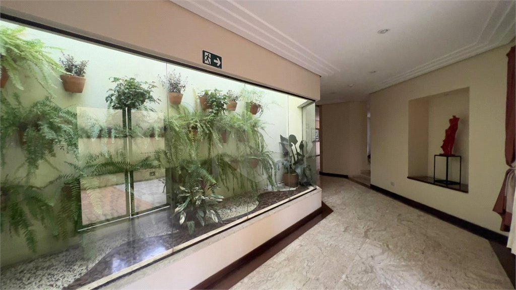 Apartamento à venda com 3 suítes em Cerqueira César, São Paulo, SP