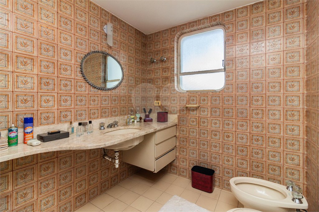 Apartamento à venda com 4 quartos, sendo 3 suítes, em Vila Andrade, São Paulo, SP