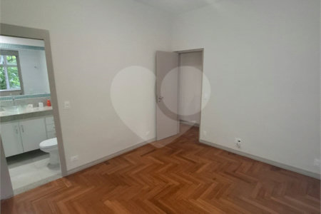 Apartamento à venda com 3 quartos, sendo 1 suíte, em Tijuca, Rio de Janeiro, RJ