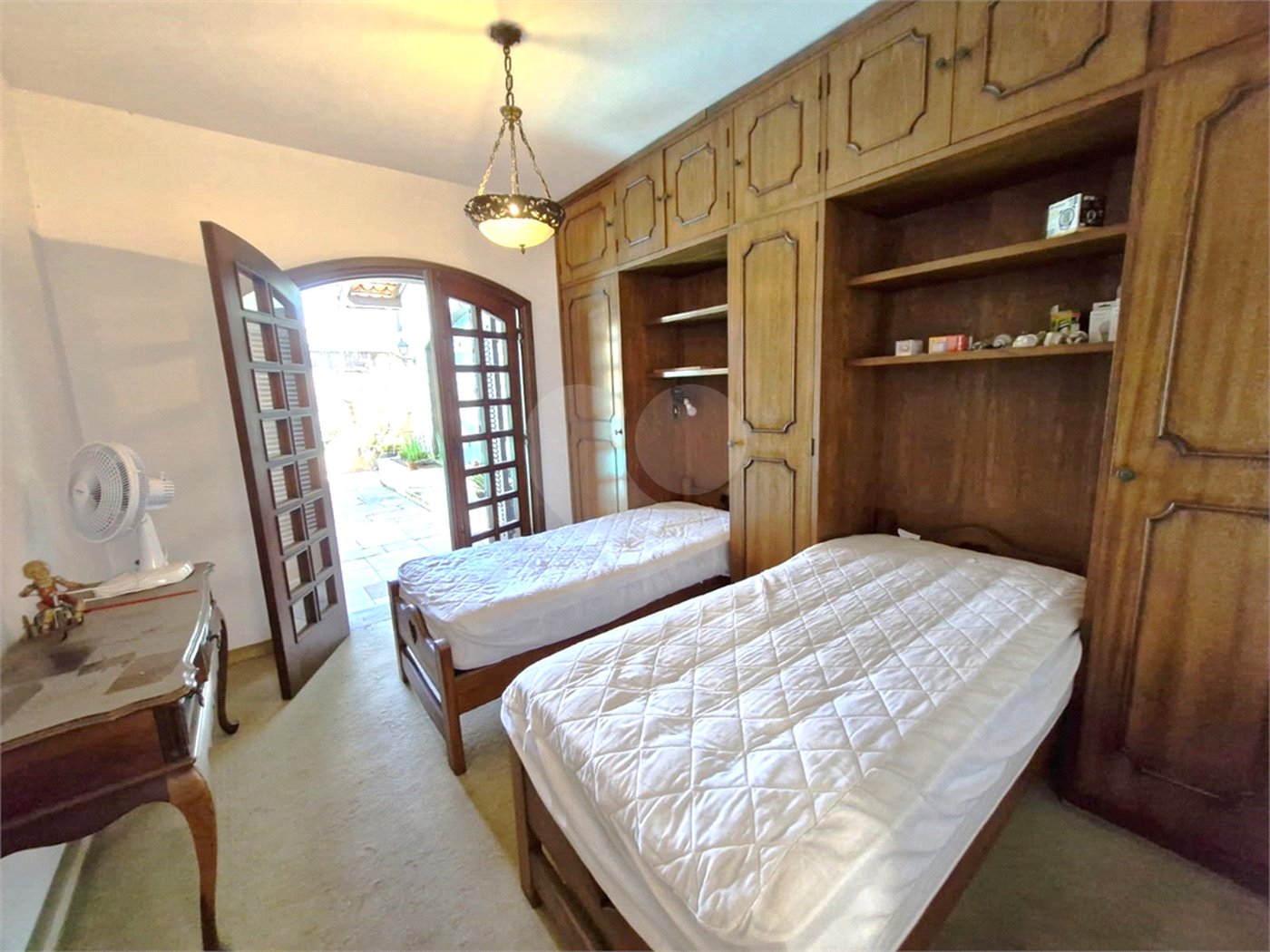 Casa Térrea à venda com 5 quartos, sendo 3 suítes, em Granja Julieta, São Paulo, SP