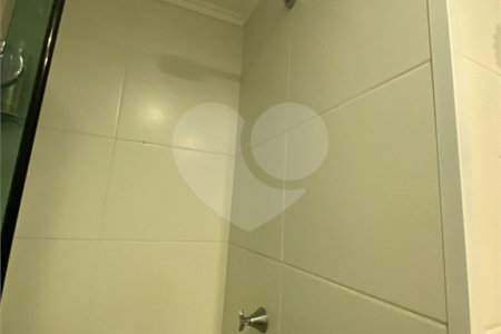 Apartamento à venda com 2 quartos, sendo 1 suíte,  em Vila Monumento, São Paulo, SP