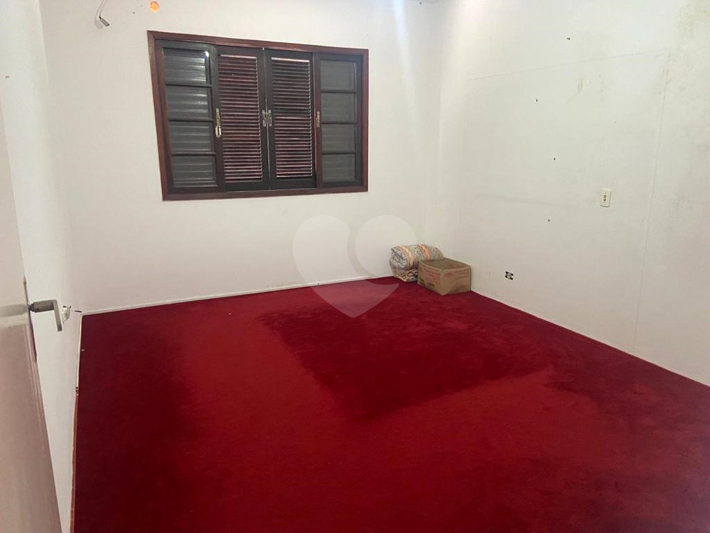 Sobrado à venda com 3 quartos, sendo 1 suíte, em Parada Inglesa, São Paulo, SP