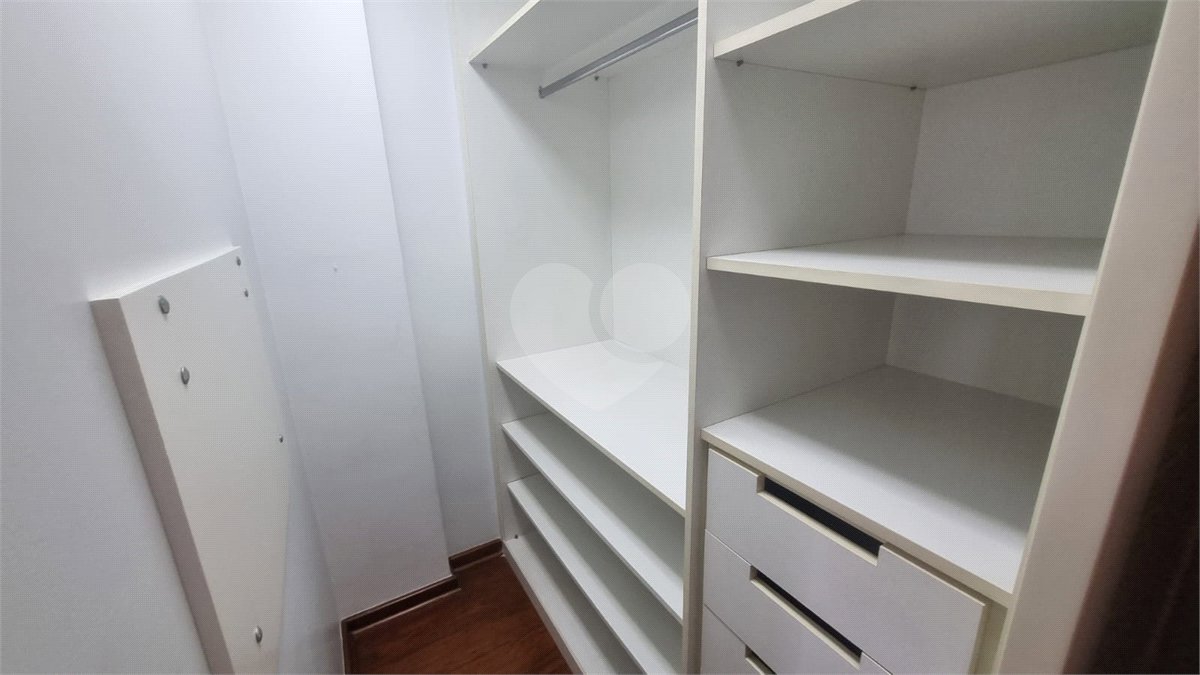 Apartamento à venda com 3 quartos, sendo 1 suíte,  em Indianópolis, São Paulo, SP