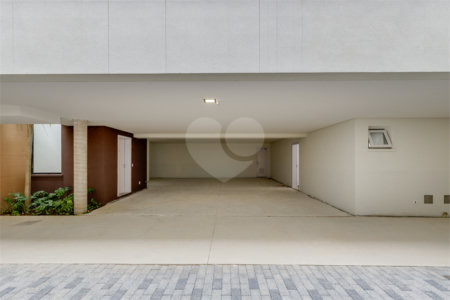 Casa à venda com 4 suítes no condomínio Garda, São Paulo - SP