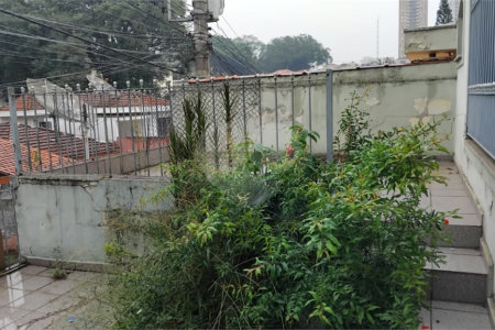 Sobrado à venda com 3 quartos em Jardim Odete, São Paulo, SP
