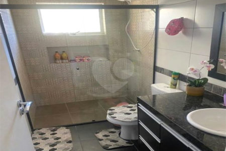 Casa à venda com 4 quartos, sendo 2 suítes, em Jardim Samara, São Paulo, SP