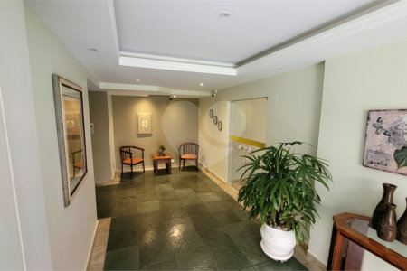 Apartamento à venda com 2 quartos, sendo 1 suíte,  em Vila Mariana, São Paulo, SP
