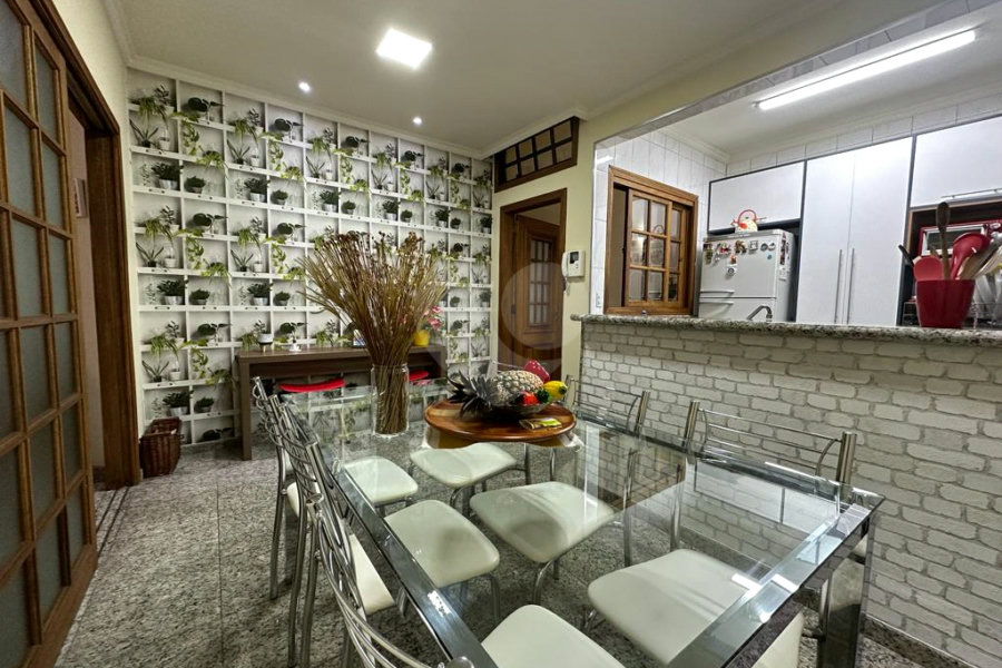 Sobrado à venda com 2 quartos em Vila Constança, São Paulo, SP