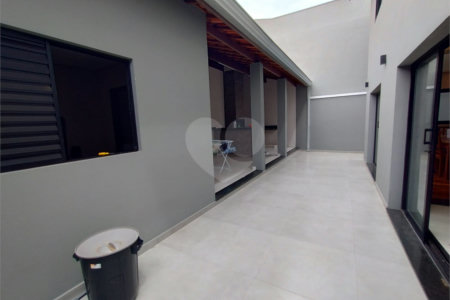 Casa à venda com 3 suítes no Centro, Itapetininga, SP