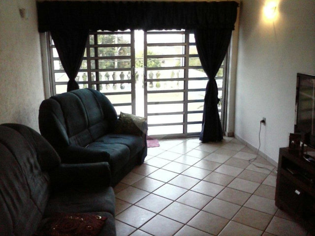 Sobrado à venda com 3 quartos em Tremembé, São Paulo, SP