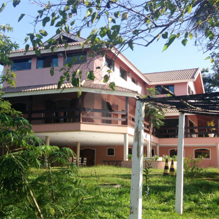 Chácara à venda ou para alugar com 4 suítes no Centro, Araçoiaba da Serra, SP