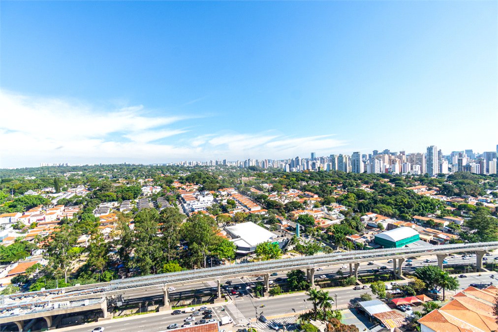 Apartamento à venda com 4 quartos, sendo 3 suítes,  em Campo Belo, São Paulo, SP
