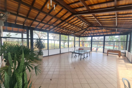 Casa à venda com 4 quartos, sendo 2 suítes, no condomínio Bosque de Grevilea, Vinhedo - SP