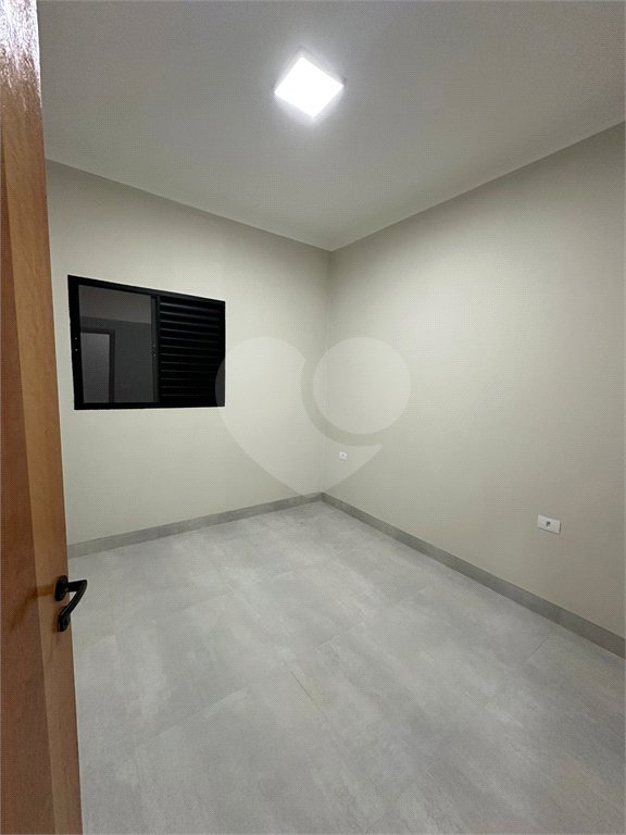 Casa à venda com 3 quartos, sendo 1 suíte, em Bela Vista da Lagoa, Três Lagoas, MS