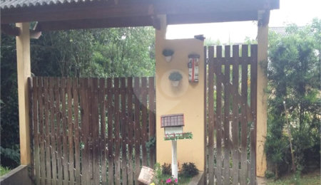 Casa à venda com 5 quartos, sendo 2 suítes,  no condomínio Alpes da Cantareira, Mairiporã - SP