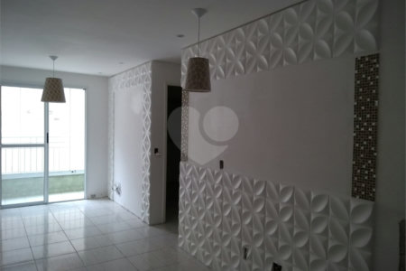 Apartamento à venda com 2 quartos em Parada XV de Novembro, São Paulo, SP