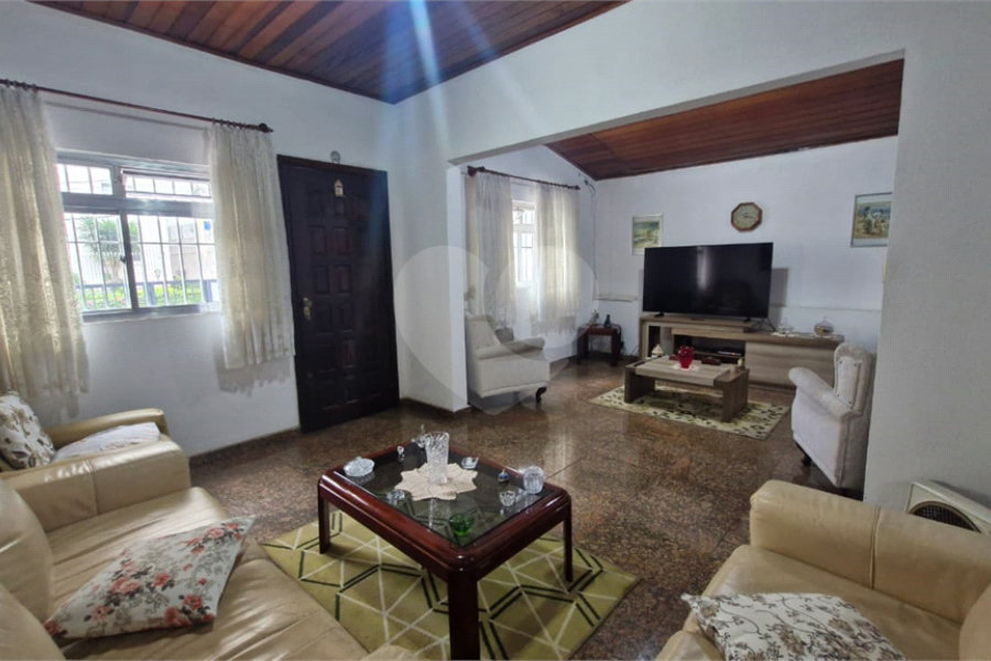 Casa à venda com 2 suítes em Santana, São Paulo, SP