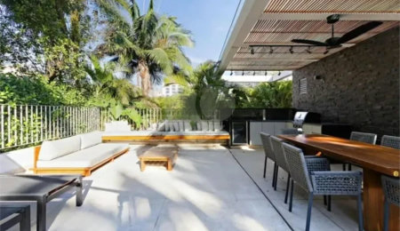 Casa à venda ou para alugar com 2 suítes no condomínio Praça Gabriel, São Paulo - SP