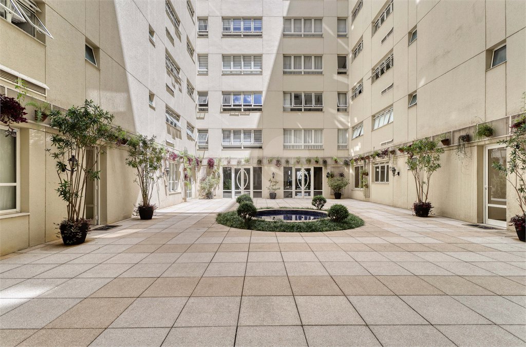 Apartamento à venda com 4 suítes em Alto da Boa Vista, São Paulo, SP