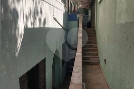 Sobrado à venda com 4 quartos, sendo 1 suíte,  em Parque dos Príncipes, São Paulo, SP