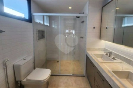 Apartamento à venda com 3 suítes em Indianópolis, São Paulo, SP