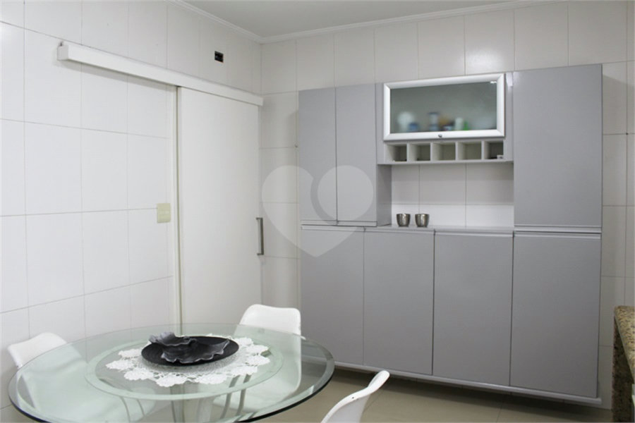 Casa Térrea à venda com 3 quartos, sendo 2 suítes,  em Vila Galvão, Guarulhos, SP