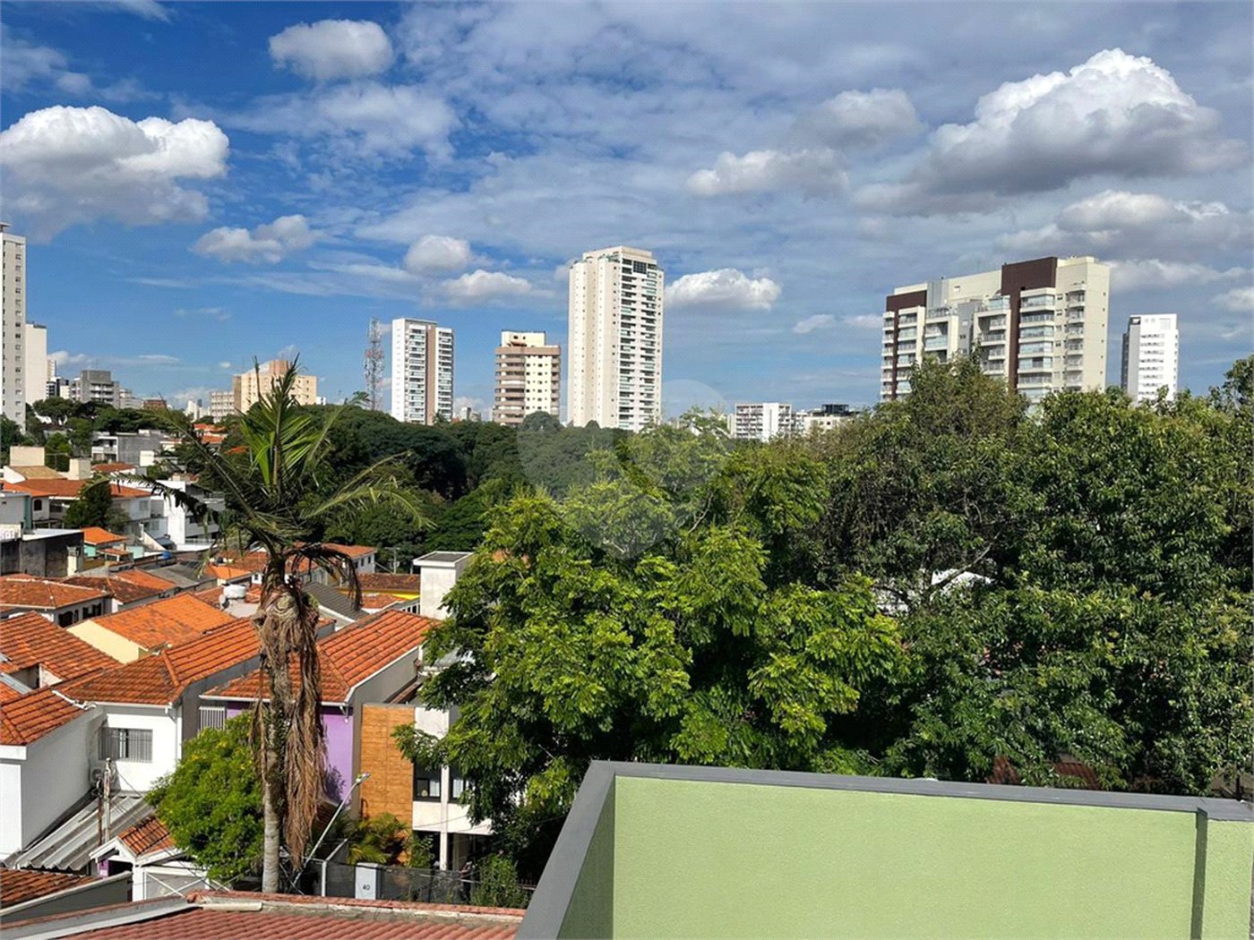 Sobrado à venda com 3 quartos, sendo 2 suítes, em Vila Mariana, São Paulo, SP