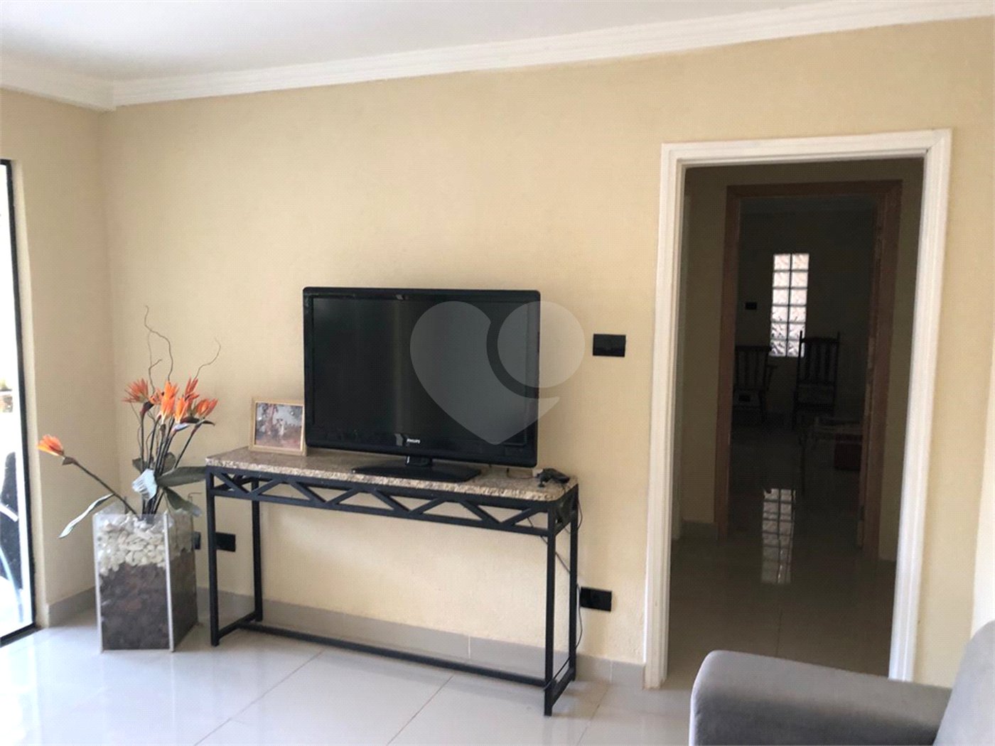 Casa à venda com 4 quartos, sendo 2 suítes, no condomínio Zuleika Jabour, Salto - SP