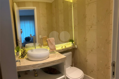 Apartamento à venda com 2 suítes em Parque Reboucas, São Paulo, SP