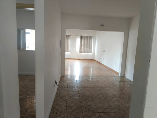 Casa à venda com 2 quartos em Capoavinha, Mairiporã, SP