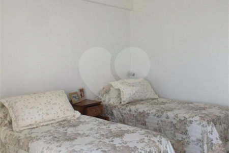 Apartamento à venda com 3 quartos em Pitangueiras, Guarujá, SP
