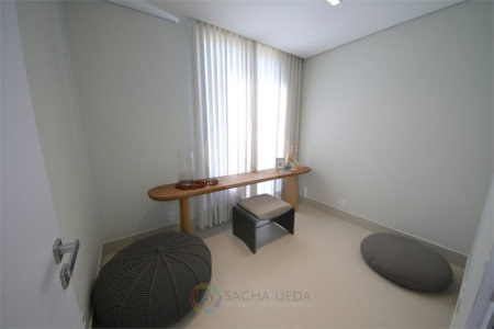 Casa à venda com 4 suítes no condomínio Villa dos Pinheiros, Indaiatuba - SP