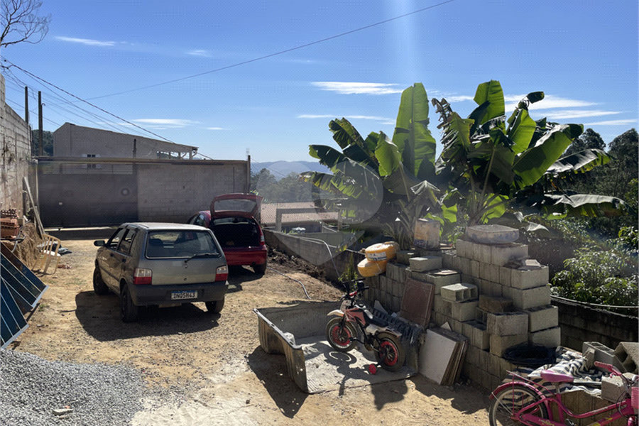 Casa à venda com 3 quartos, sendo 1 suíte, em Roseira, Mairiporã, SP
