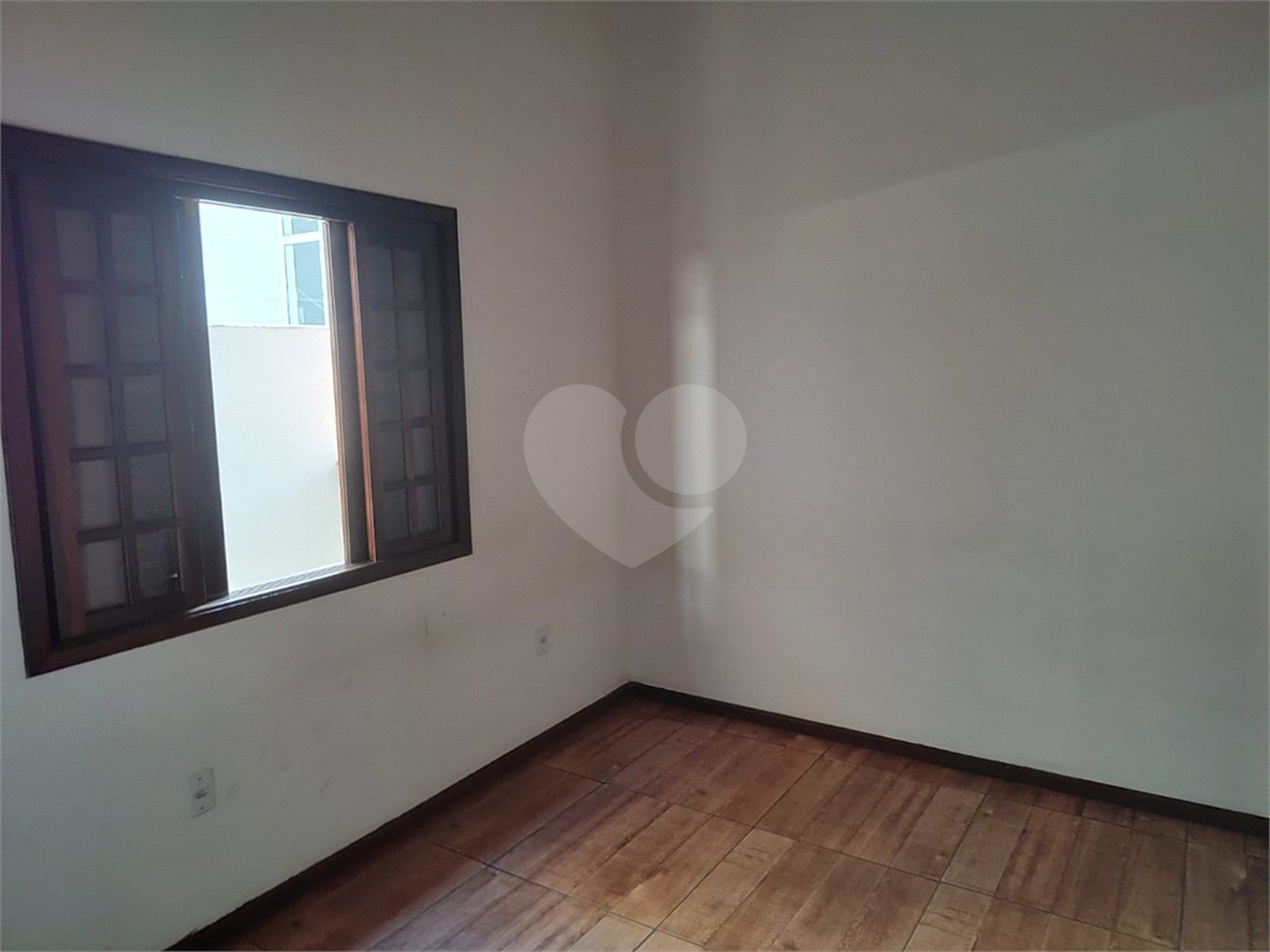 Casa para alugar com 3 quartos, sendo 1 suíte, em Jardim do Lago, Atibaia, SP