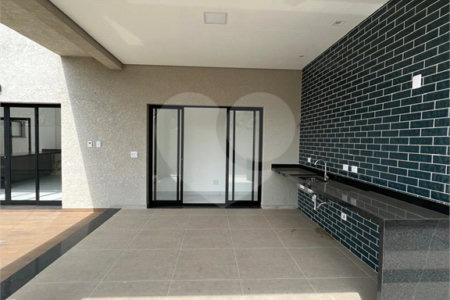 Casa à venda com 3 suítes no condomínio Spazio Design, Bragança Paulista - SP