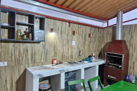 Casa à venda com 2 suítes no condomínio Cristal de Maitinga 1, Bertioga - SP