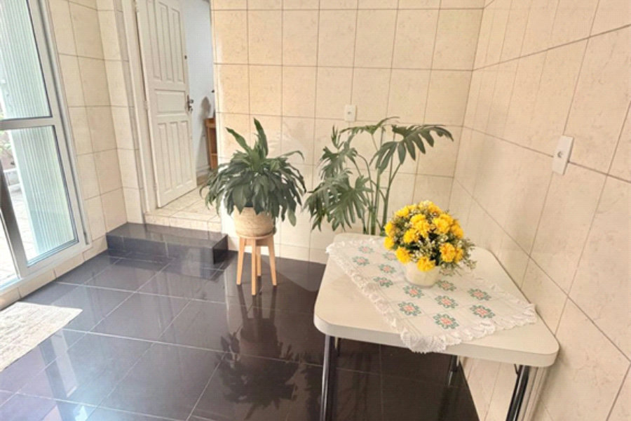 Casa à venda com 3 quartos em Cangaíba, São Paulo, SP
